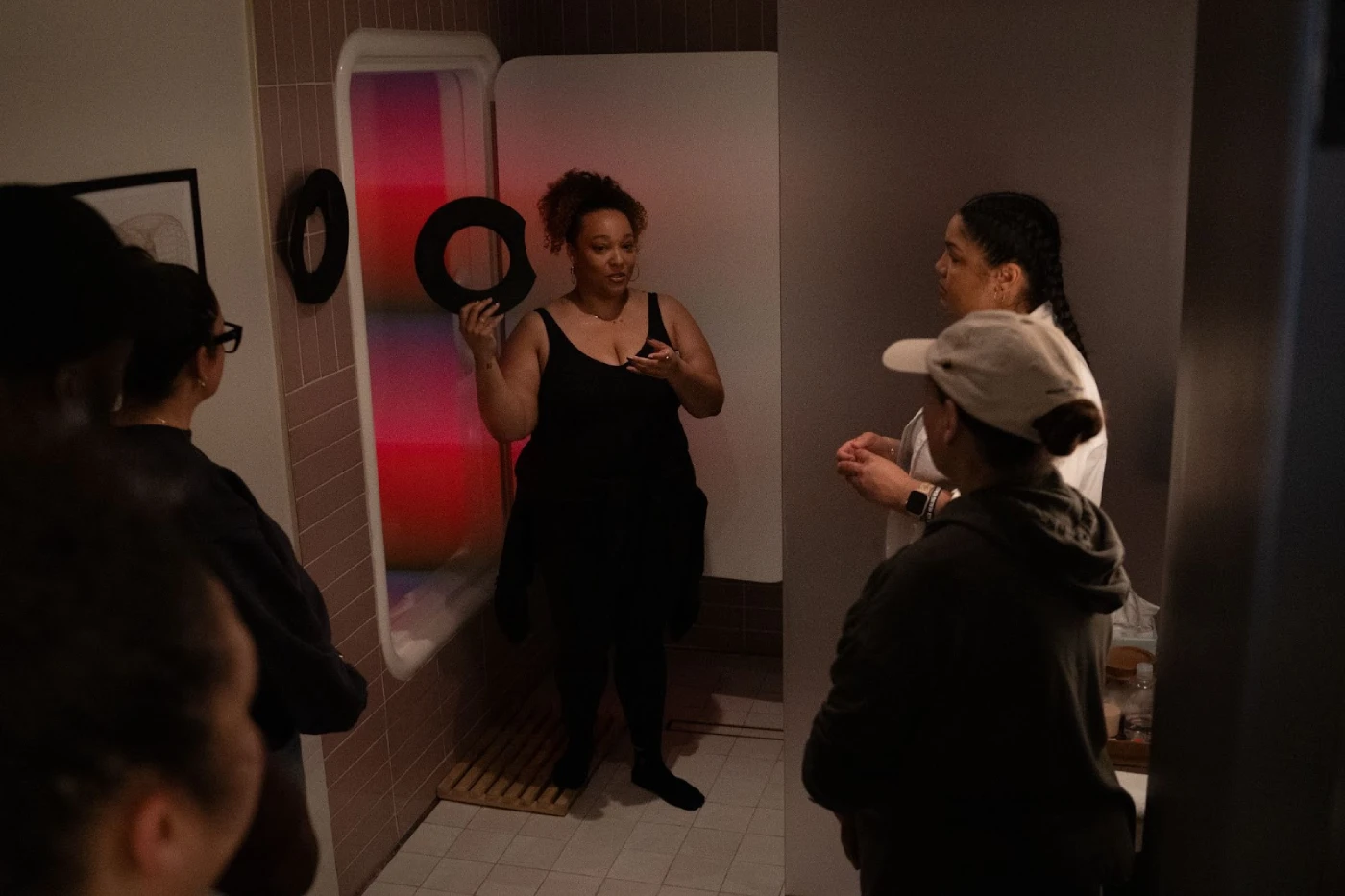 why more people in los angeles are turning to float therapy for stress relief and clarity